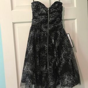 Sparkled Strapless dress